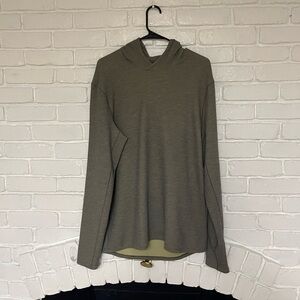 Mens Lululemon sweatshirt